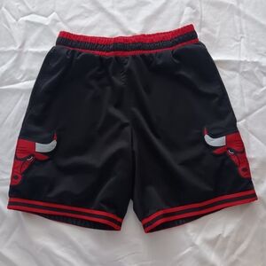 NBA UNK Athletics Chicago Bulls Basketball Shorts Men's Medium With Pockets